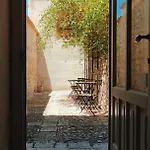 Palazzo Gambuzza