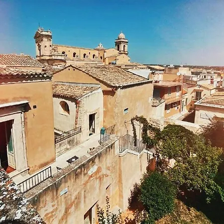 Palazzo Gambuzza Aparthotel Ispica
