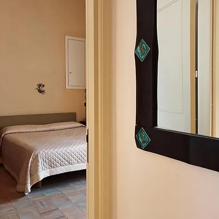 Lägenhetshotell Palazzo Gambuzza 4*