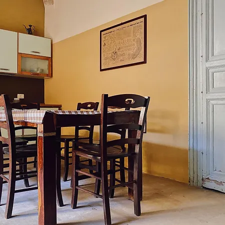 Palazzo Gambuzza Apartahotel