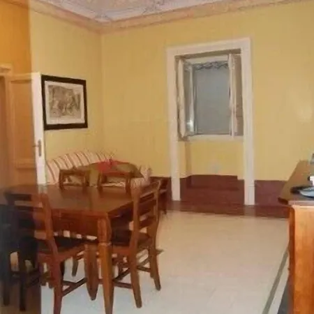 Lägenhetshotell Palazzo Gambuzza